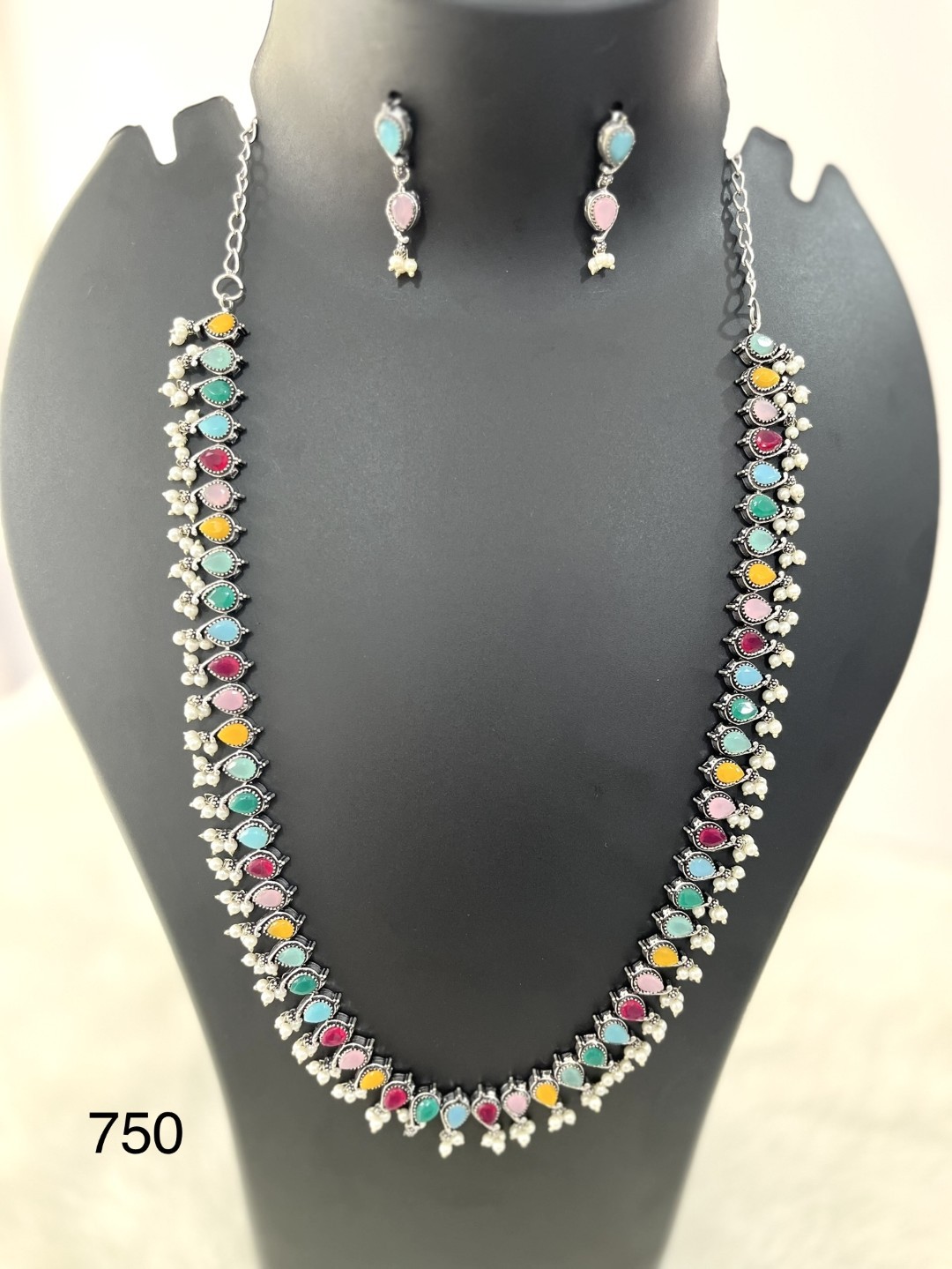 028 - German Silver Necklace
