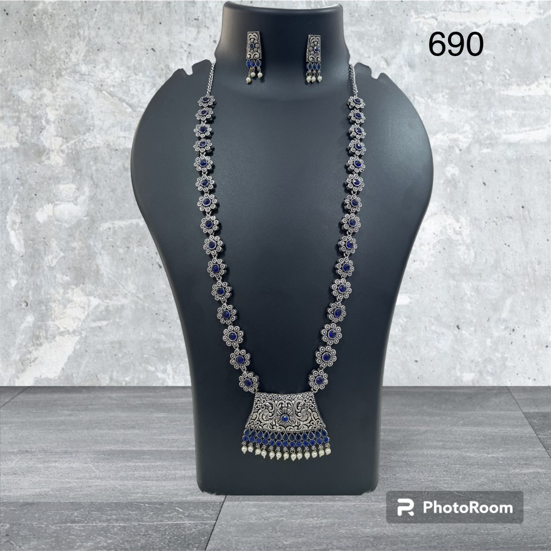 047 - German Silver Necklace