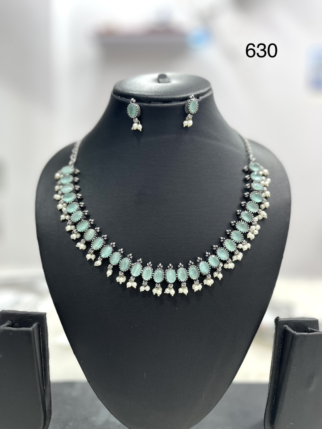 057 - German Silver Necklace