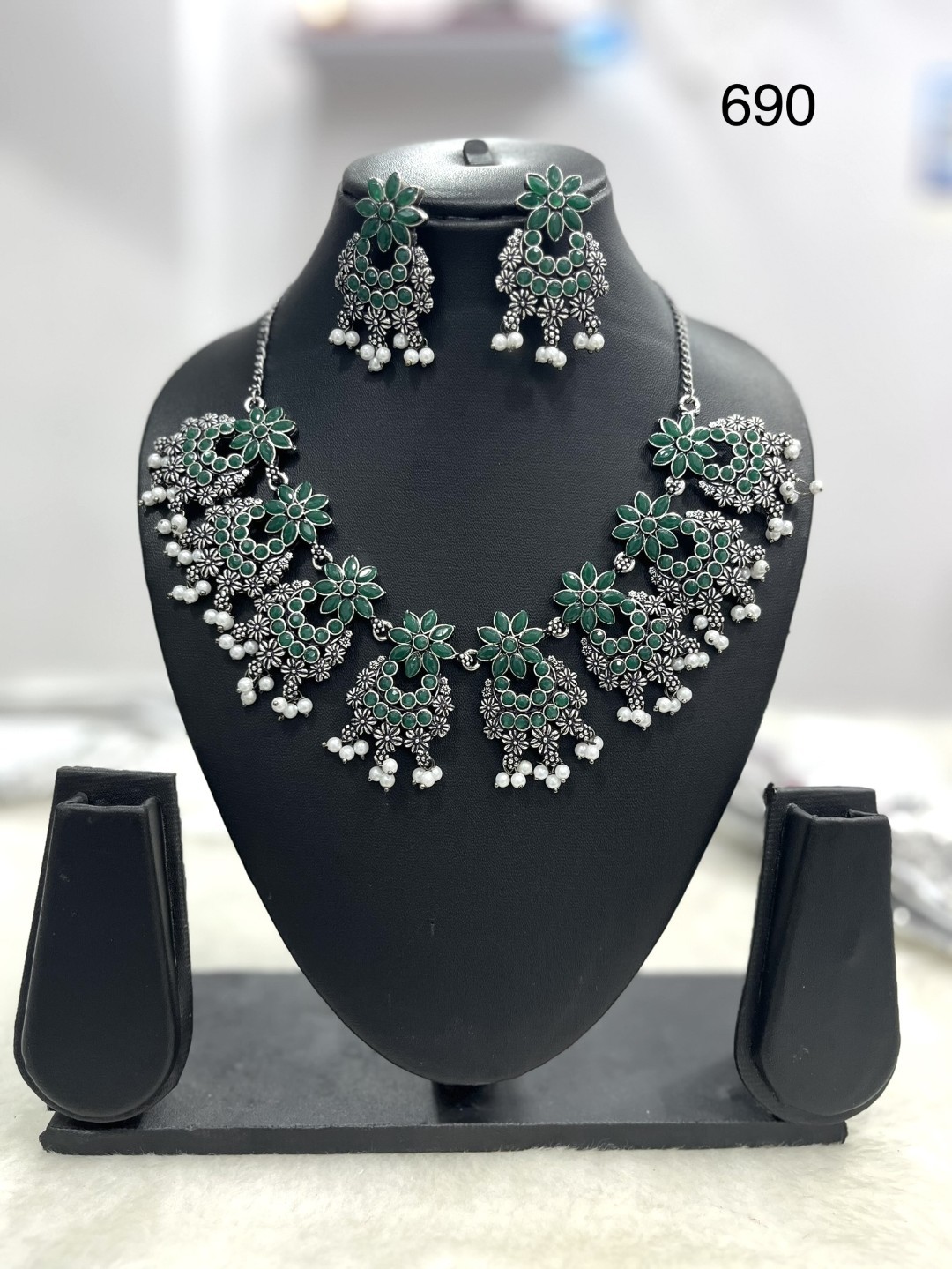 064 - German Silver Necklace