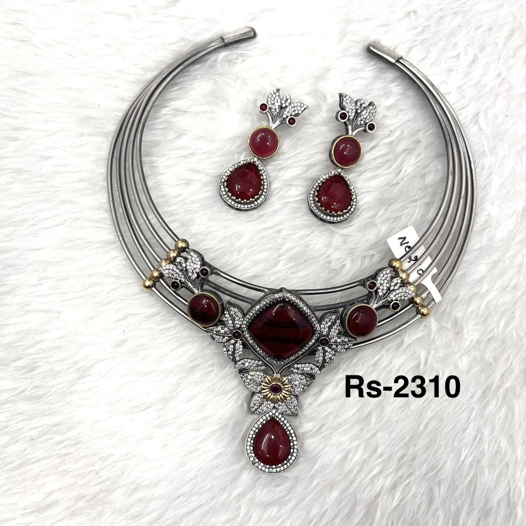 065 - German Silver Necklace